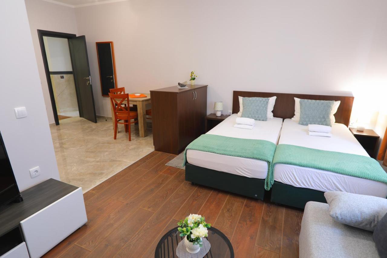 סוקו בניה Fenix Apartments מראה חיצוני תמונה