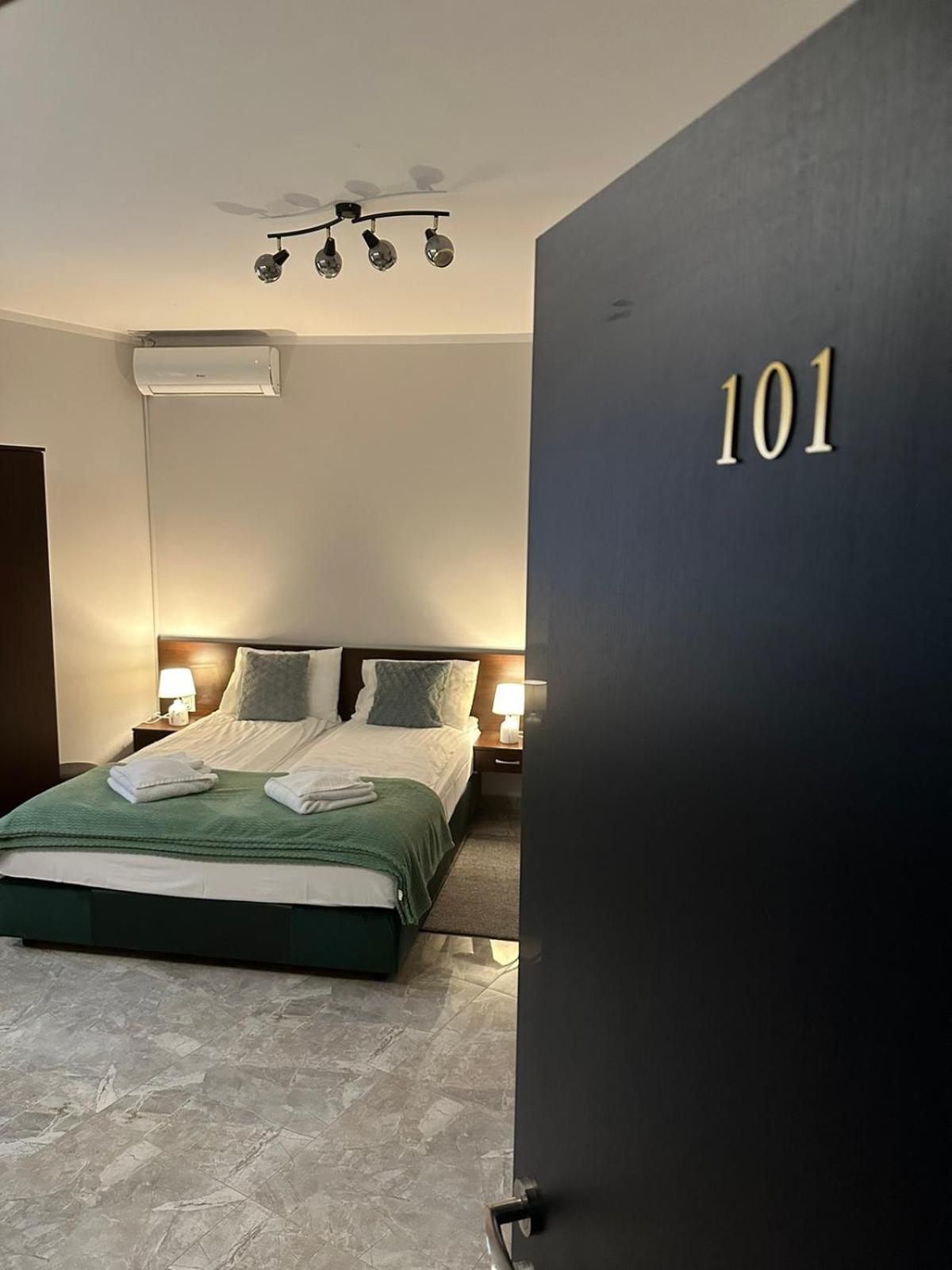 סוקו בניה Fenix Apartments מראה חיצוני תמונה